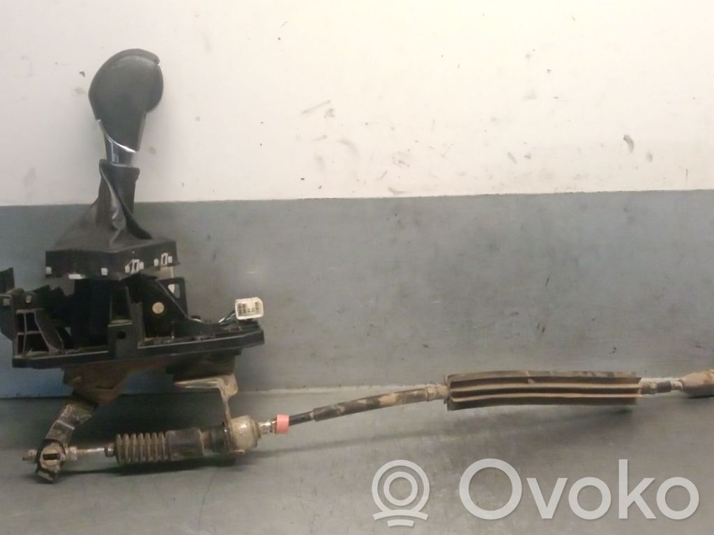 Subaru Outback (BS) Palanca de cambios 