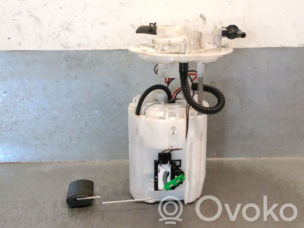 KIA Rio Bomba interna de combustible 