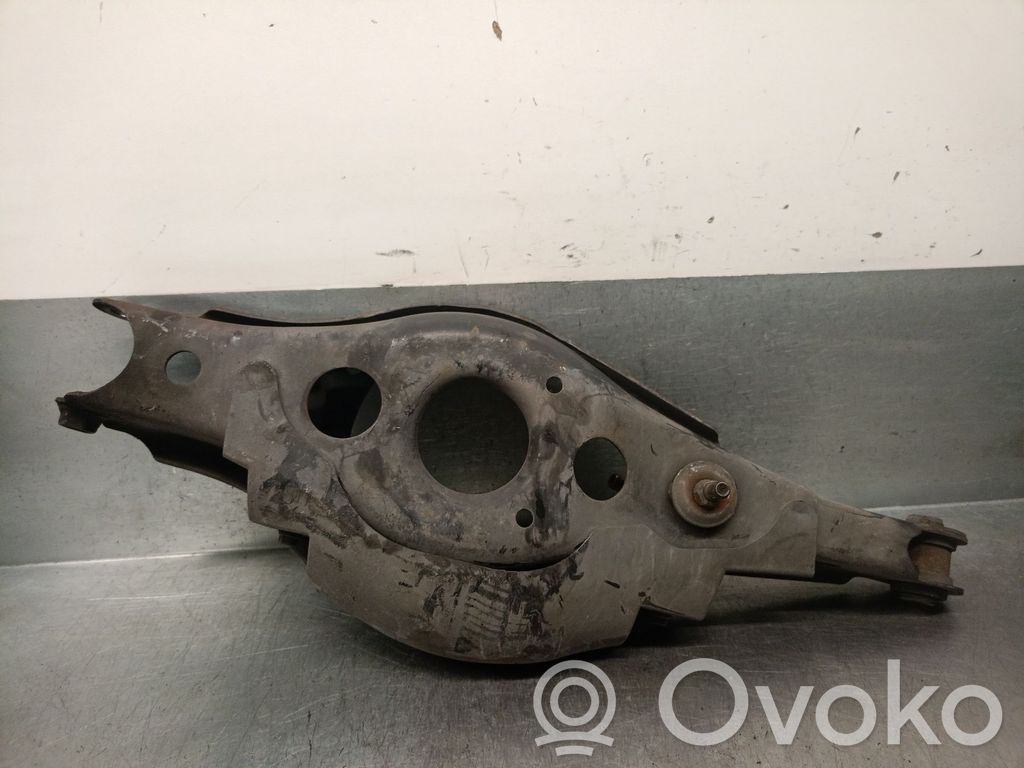Toyota RAV 4 (XA30) Braț control spate 