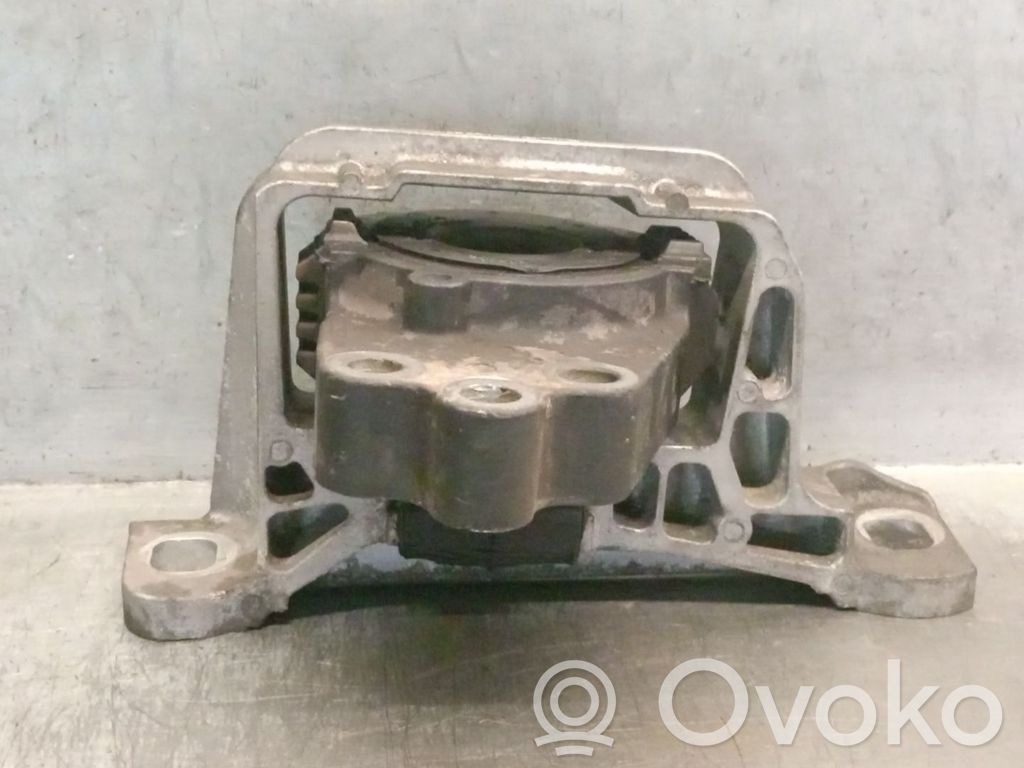 Ford Focus Moottorin kiinnikekorvake 