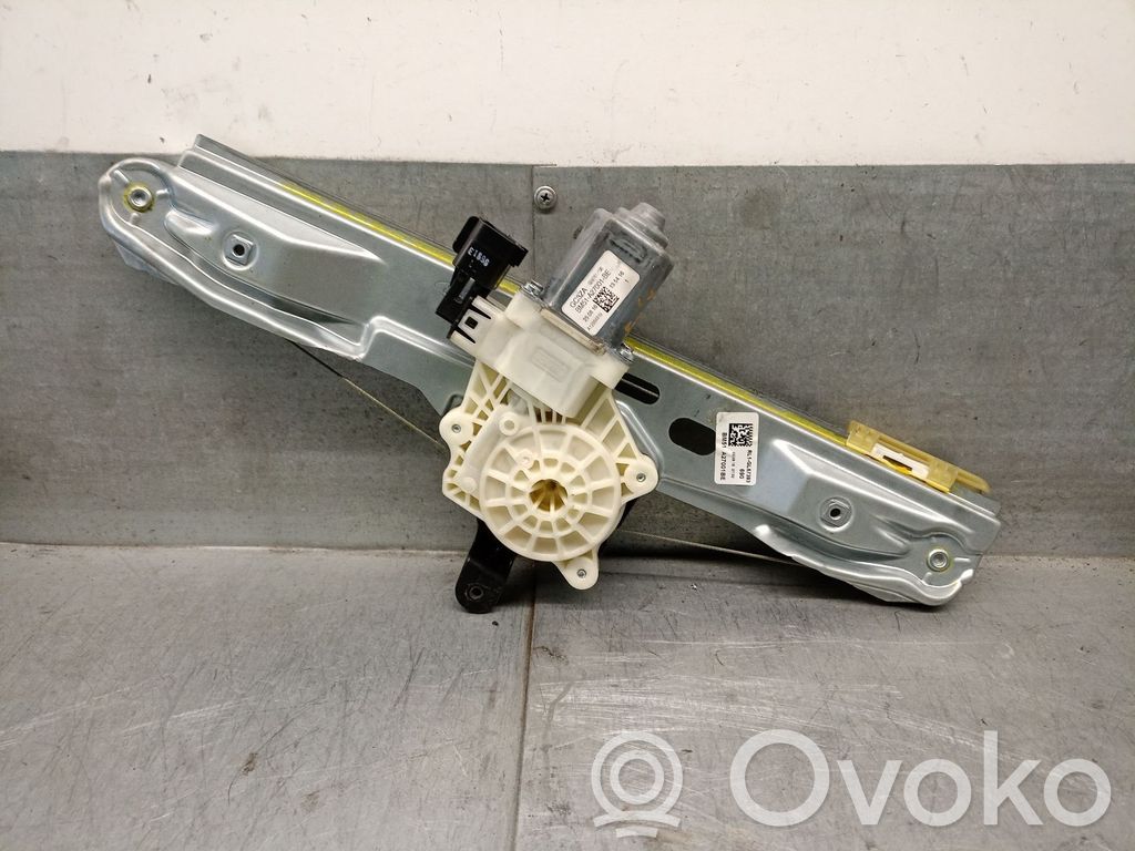 Ford Focus Macara geam spate fără motor 