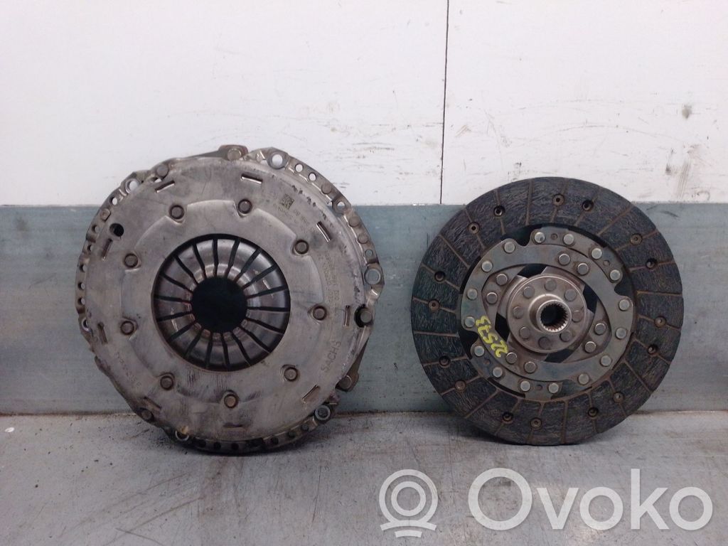 Citroen C4 SpaceTourer Kit ambreiaj 
