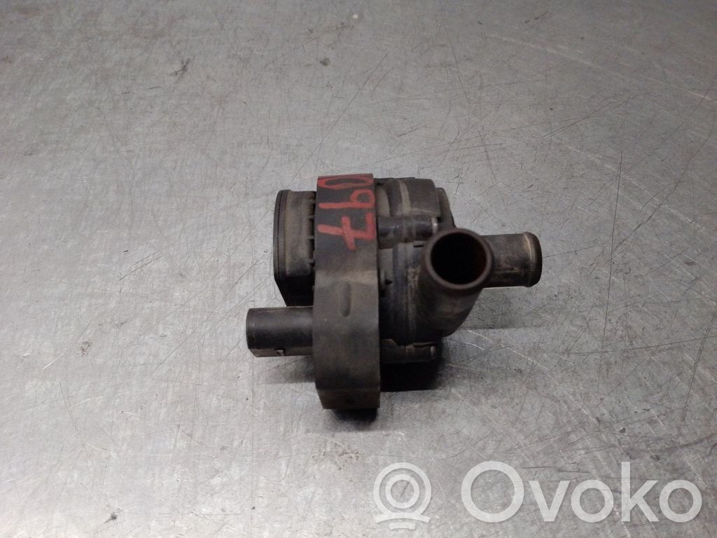 Volkswagen Crafter Bomba de agua 