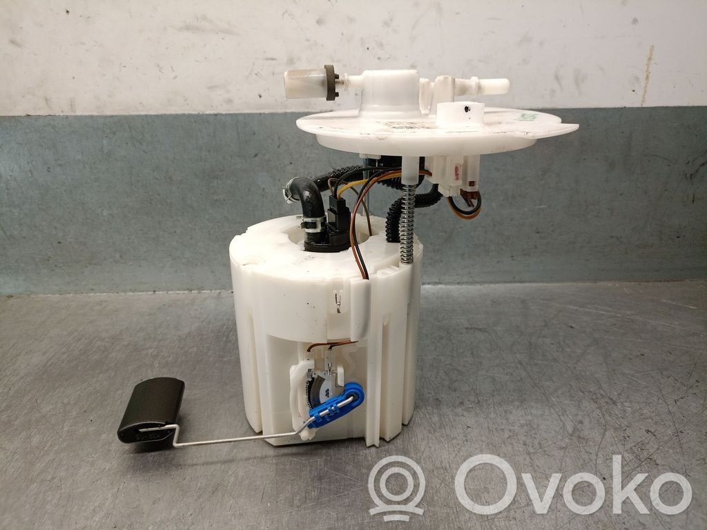 KIA Xceed Bomba interna de combustible 