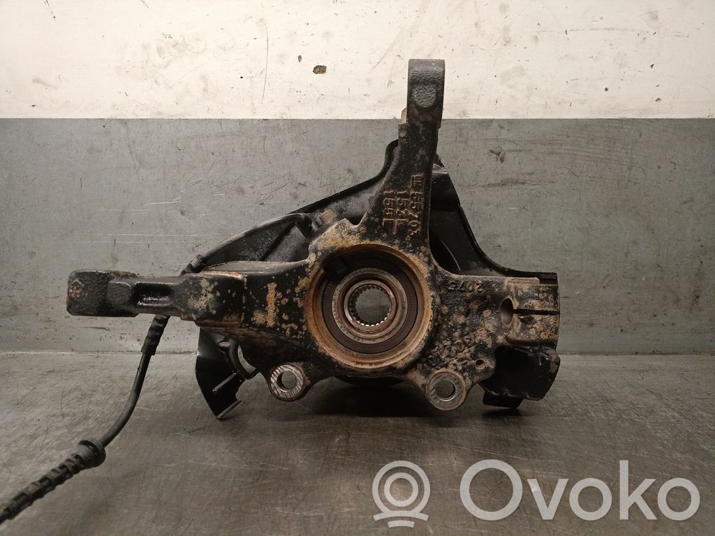 Opel Corsa D Achsschenkel vorne 