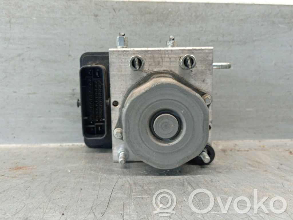 Nissan Micra C+C ABS bloks 