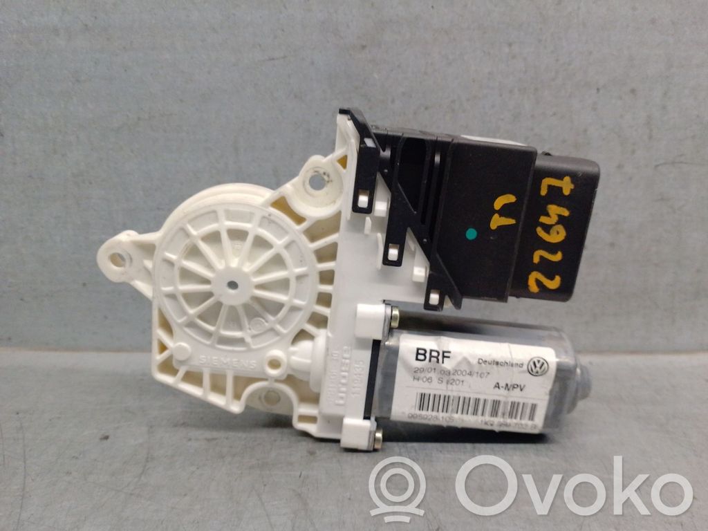 Volkswagen Touran I Rear door window regulator motor 