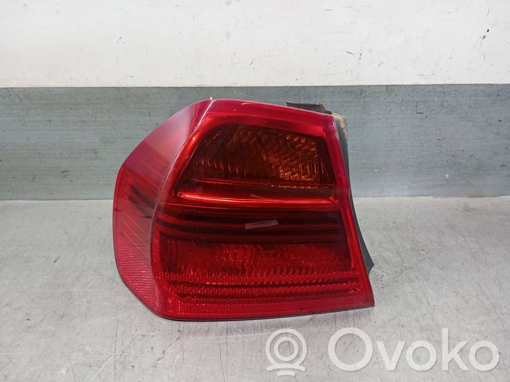 Rear/tail lights   6937457,63216937457