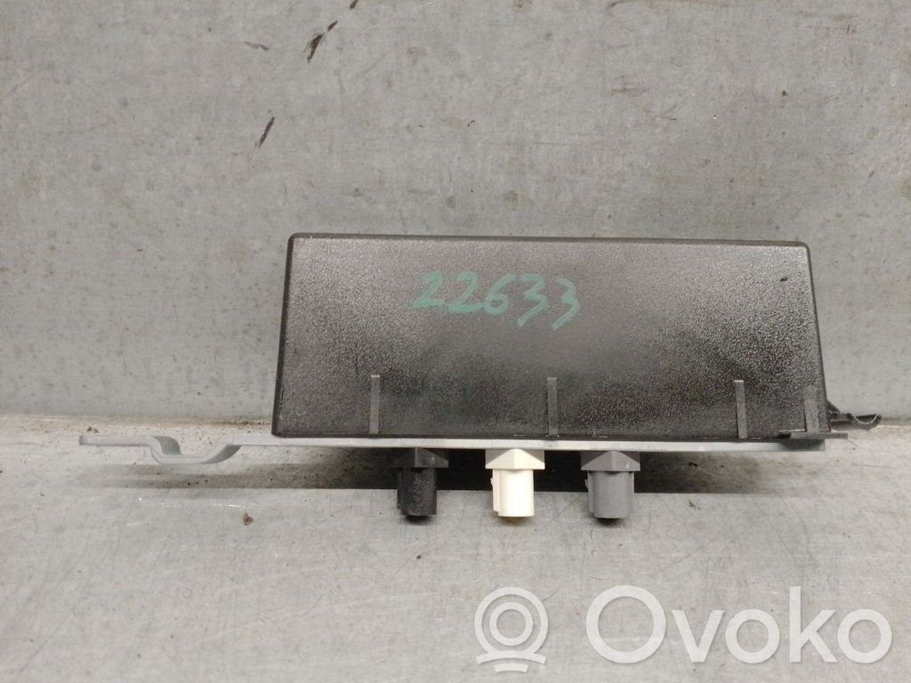 Porsche Cayenne (9Y0 9Y3) Antenna autoradio 