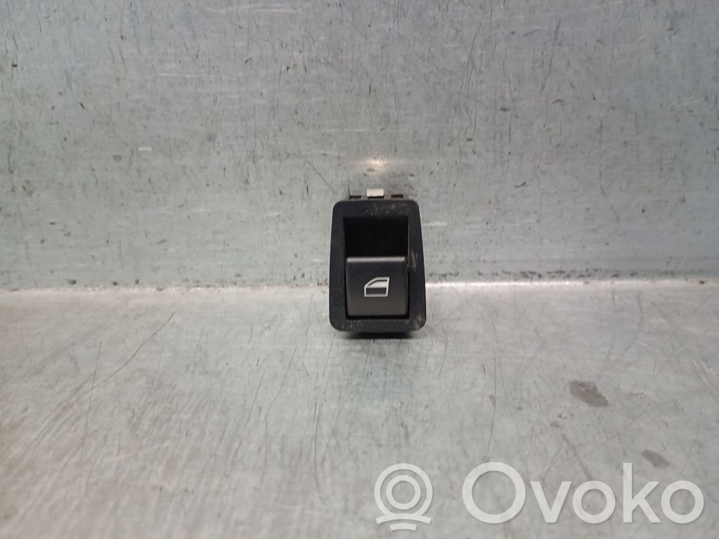 BMW 3 E46 Electric window control switch 