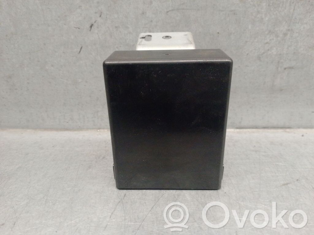 Sonstige Steuergeräte / Module   8865002380,DENSO