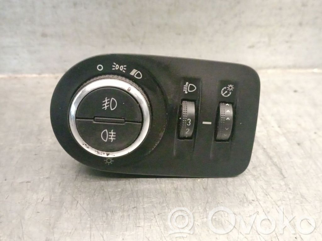 Opel Corsa D Panel lighting control switch 