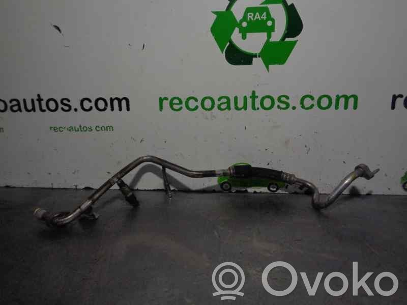 Ford Focus Ilmastointilaitteen putki (A/C) 