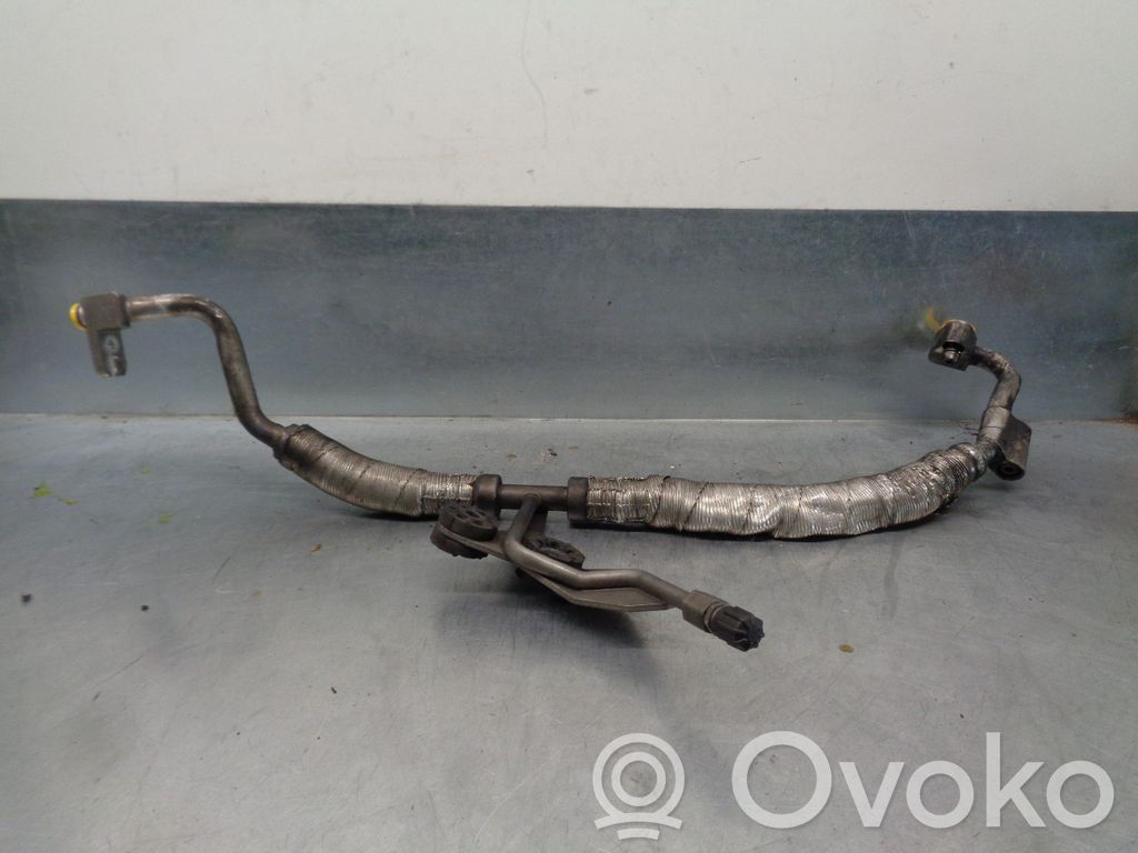 BMW 5 E60 E61 Ilmastointilaitteen putki (A/C) 
