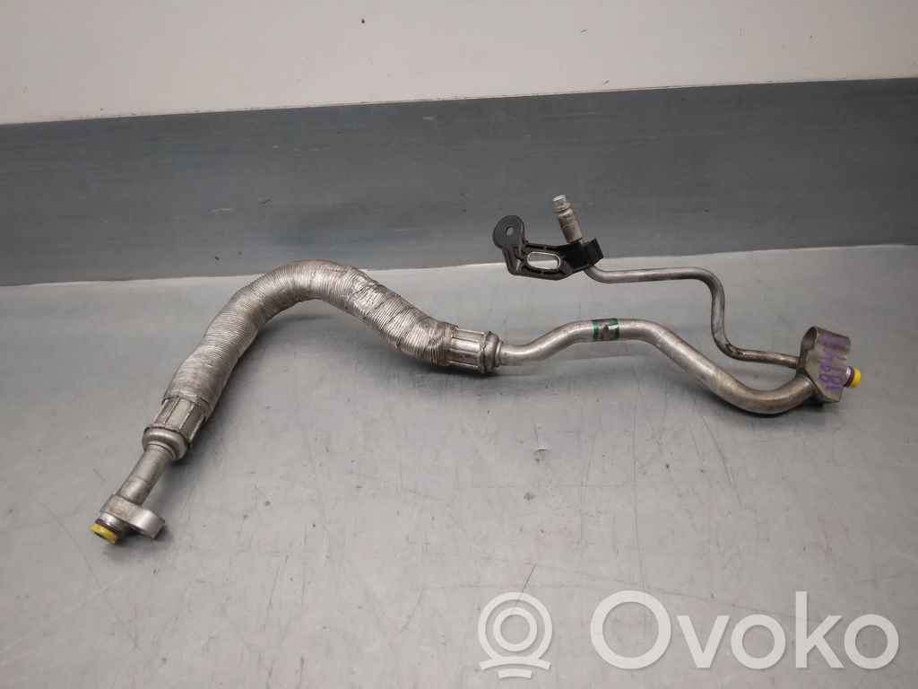 BMW X3 E83 Ilmastointilaitteen putki (A/C) 