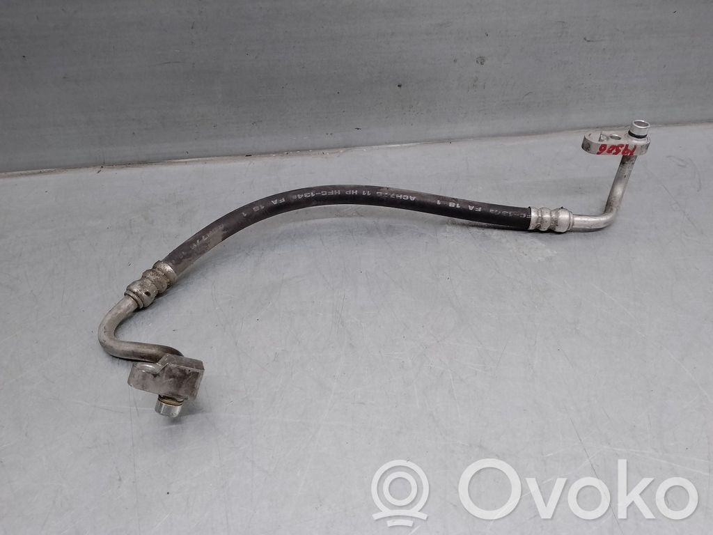 Wąż / Przewód klimatyzacji A/C   924908J111