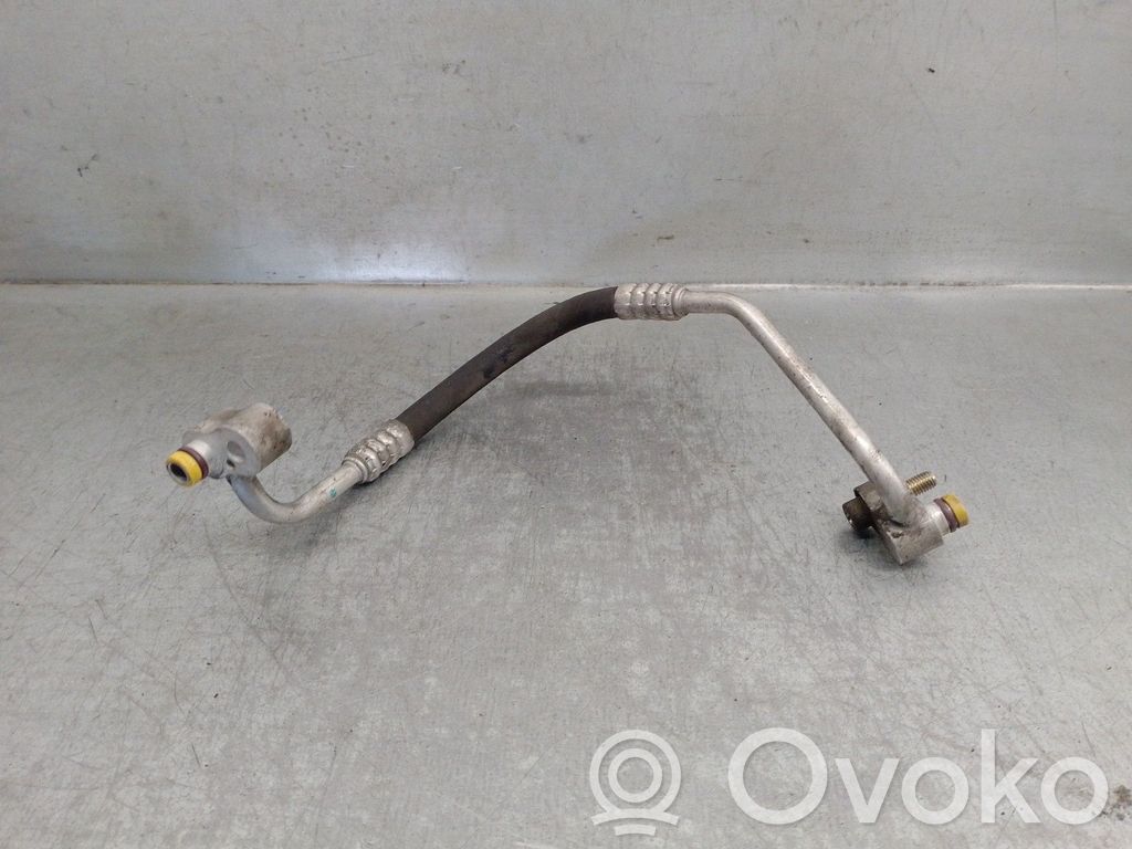 BMW 3 E46 Conductă/furtun aer condiționat (A/C) 