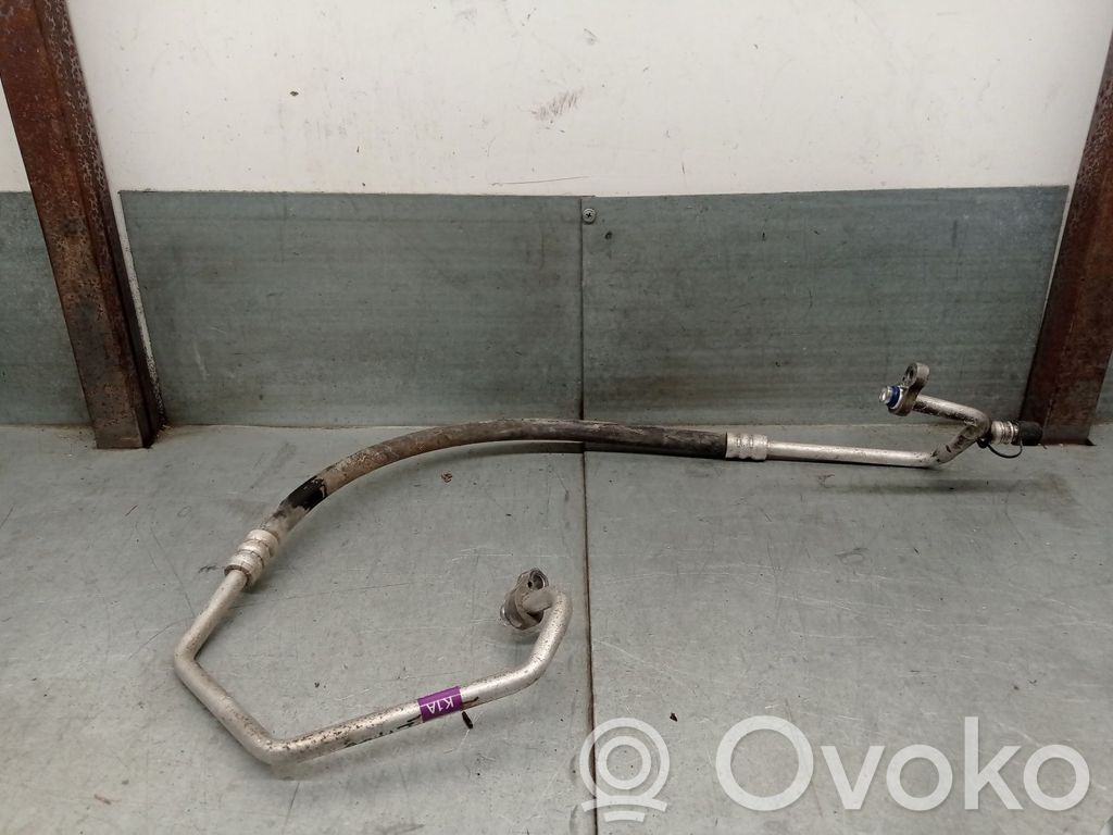 KIA Stonic Conductă/furtun aer condiționat (A/C) 