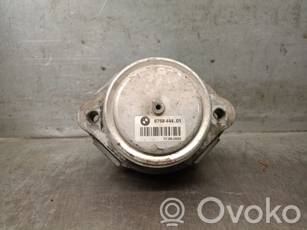 BMW X5 E53 Engine mount bracket 