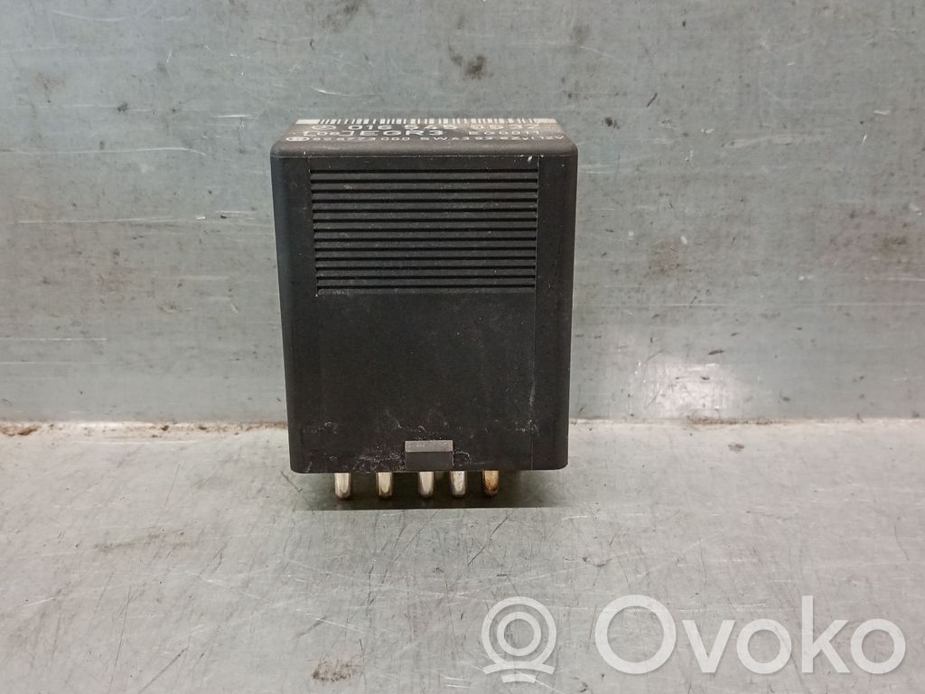 Mercedes-Benz E W210 Fuse module 