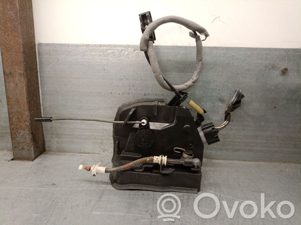 Etuoven lukko   8402540,51218402540