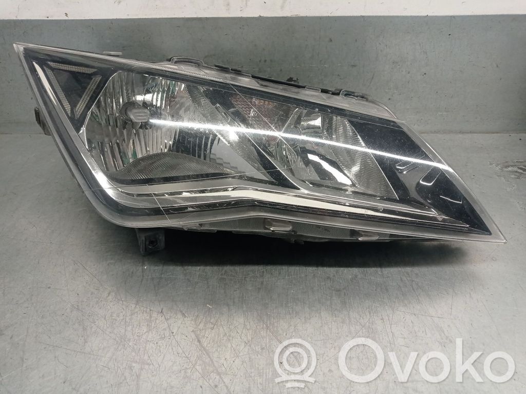 Seat Leon (5F) Headlight/headlamp 