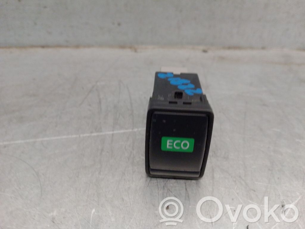 Nissan Qashqai Interruptor de control multifunción 