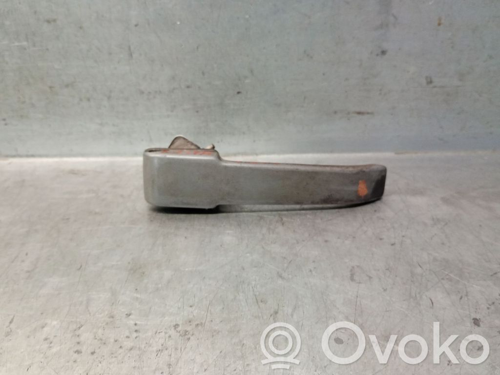 Manecilla externa puerta trasera   7700763450,7700763450