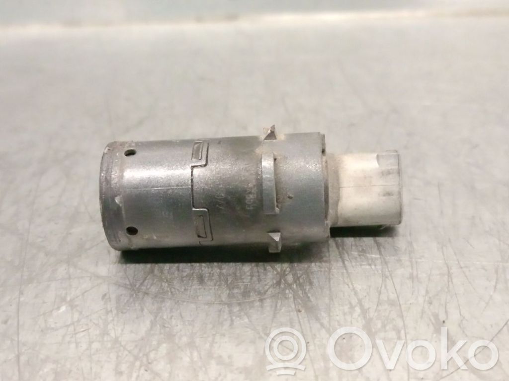 Sensor de aparcamiento PDC   687896
