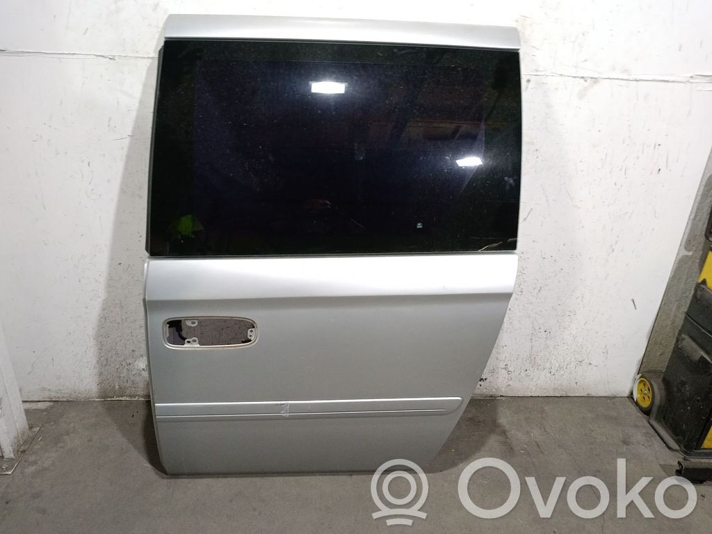 Chrysler Voyager Side sliding door 
