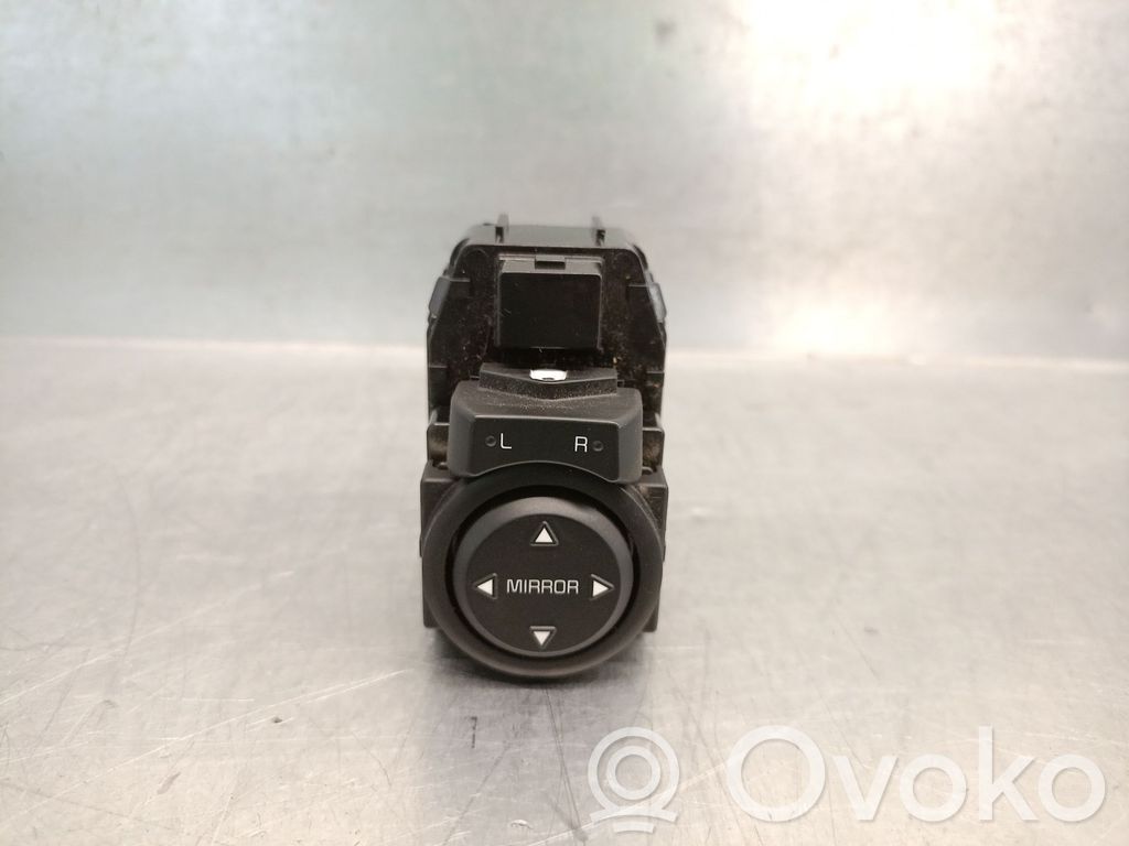 Wing mirror switch   93530H8200,93530H8200