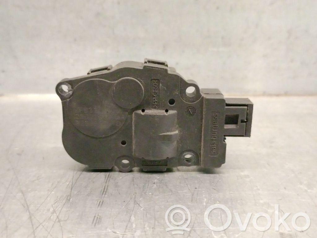Commande de chauffage et clim   EFB331,929888G