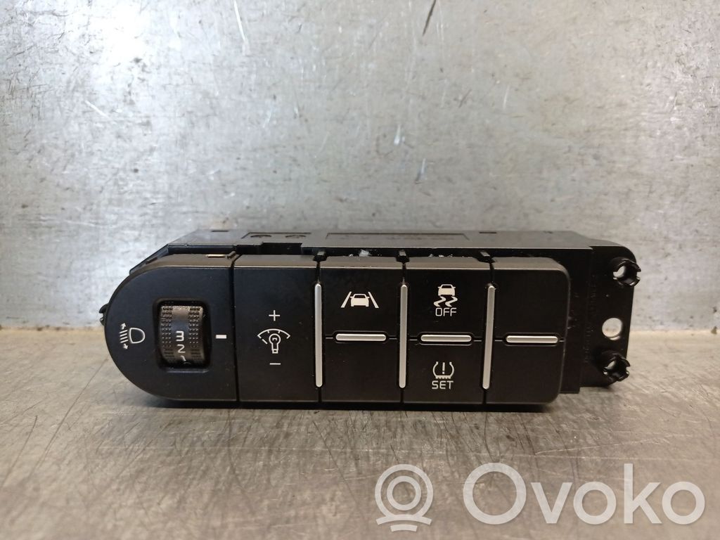 KIA Xceed Interruptor de control del panel de luces 