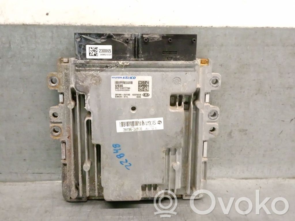 KIA Sportage Engine control unit/module 