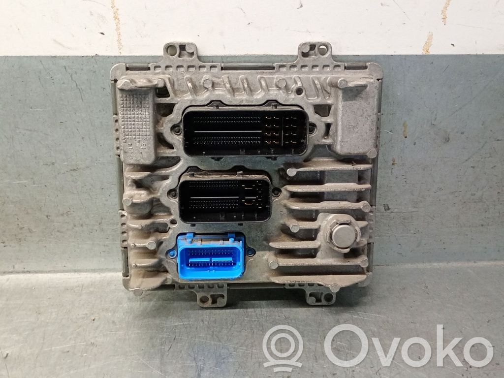Opel Corsa E Engine control unit/module 