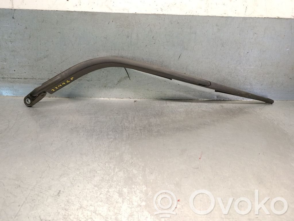 Renault Clio I Wischerarm Heckscheibe 