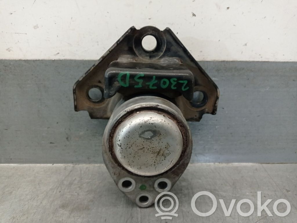Ford Fiesta Engine mount bracket 