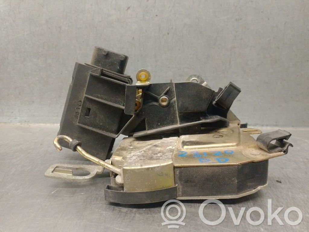 Etuoven lukko   51218122204,51218122204