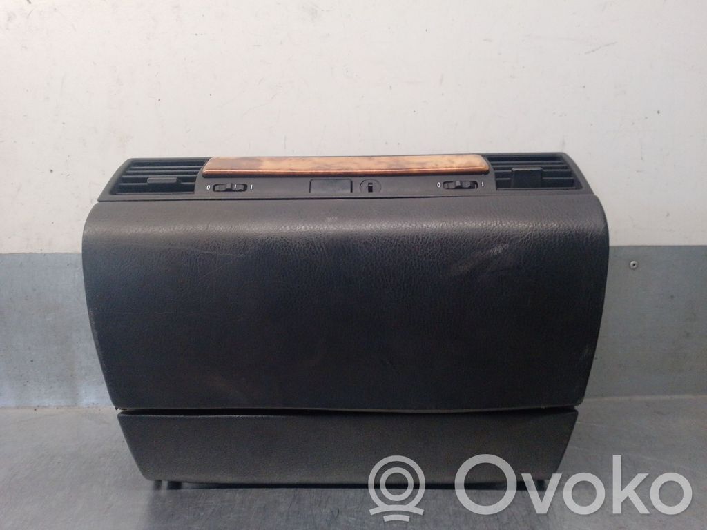 BMW 3 E36 Glove box 