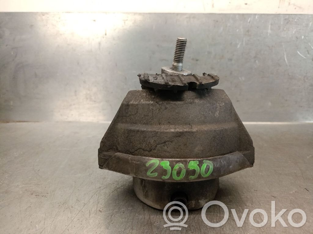Supporto di montaggio del motore   6774620,22116774620