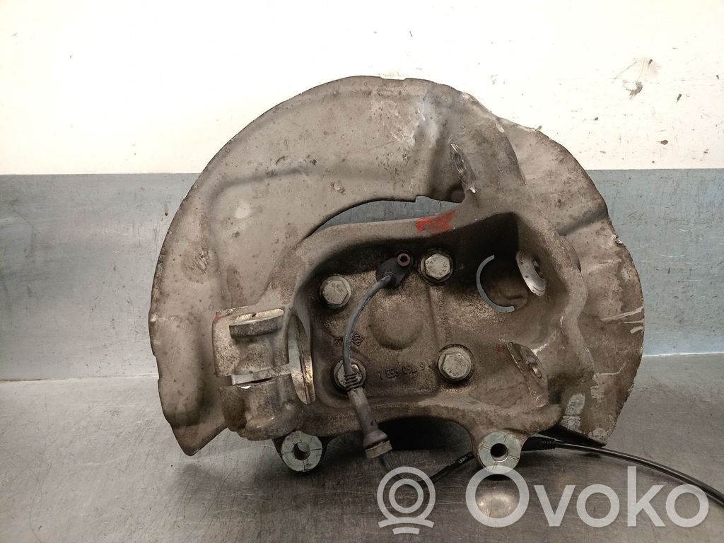 BMW 5 E60 E61 Fusée d'essieu de moyeu de la roue avant