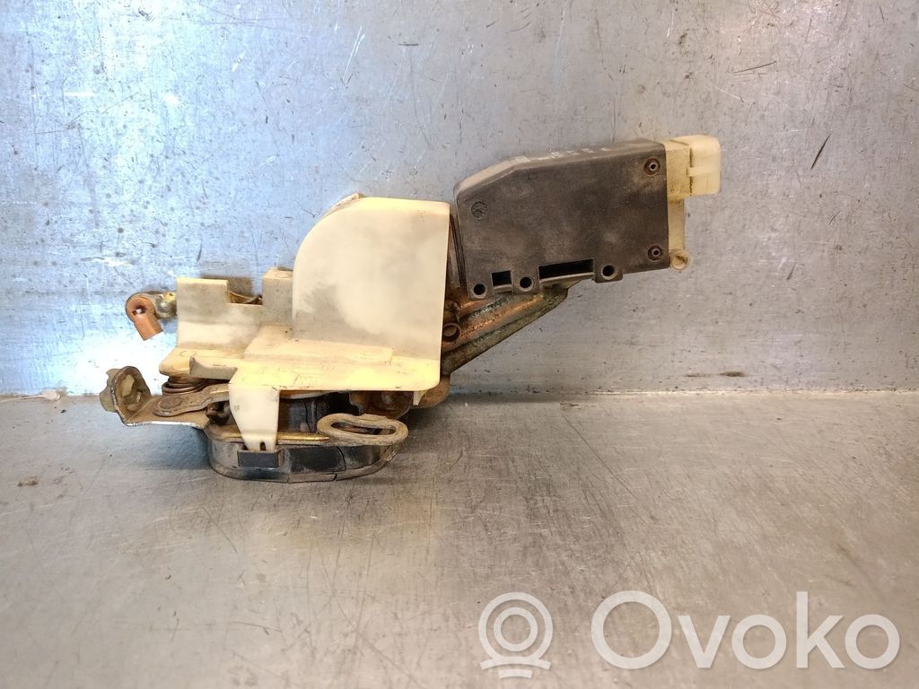 Opel Corsa B Front door lock 