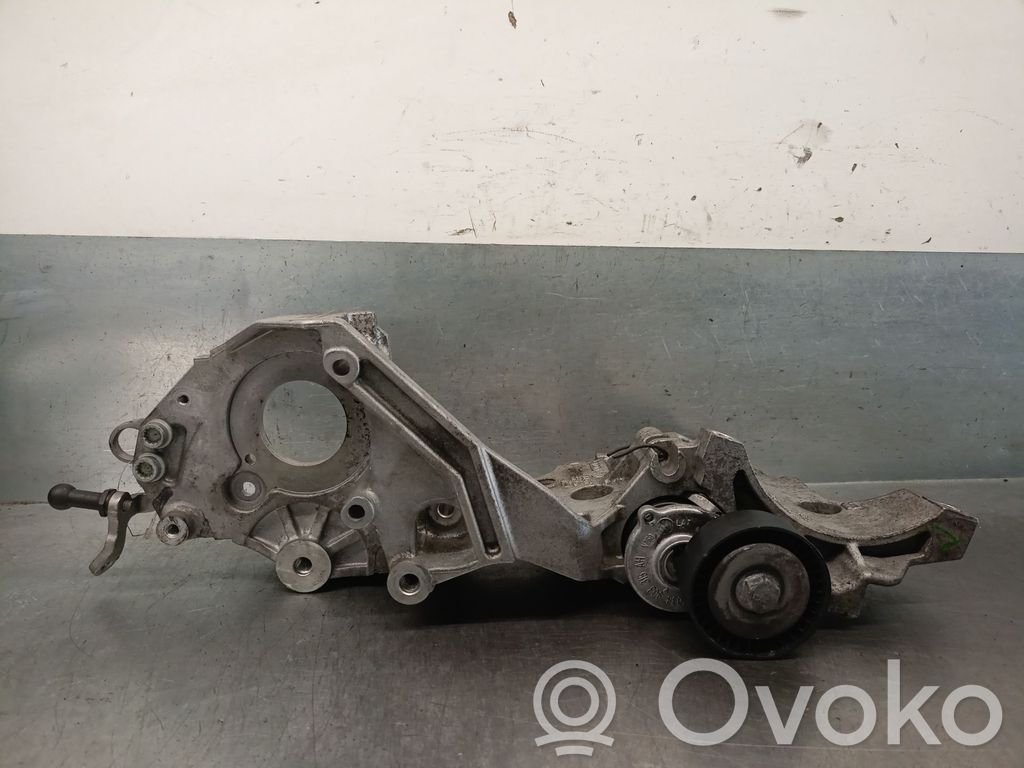 Seat Leon (1P) Mocowanie alternatora 