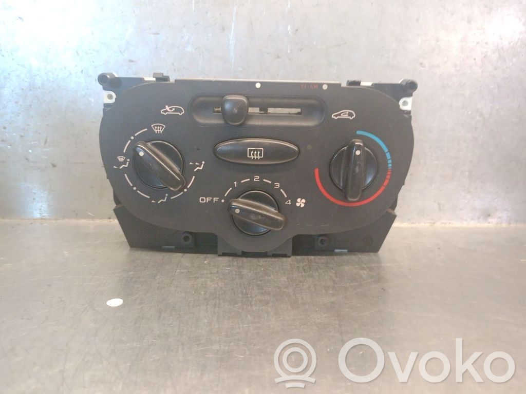 Peugeot 206 Air conditioner control unit module 