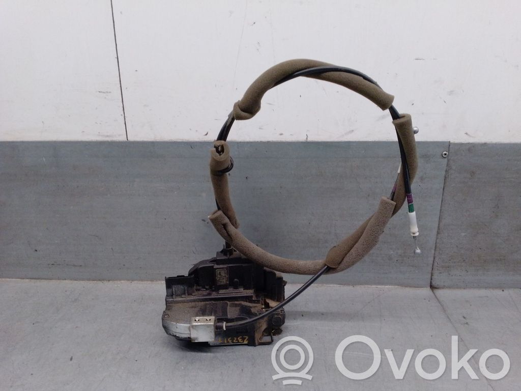 Takaoven lukko   825011BN0A,825011BN0A