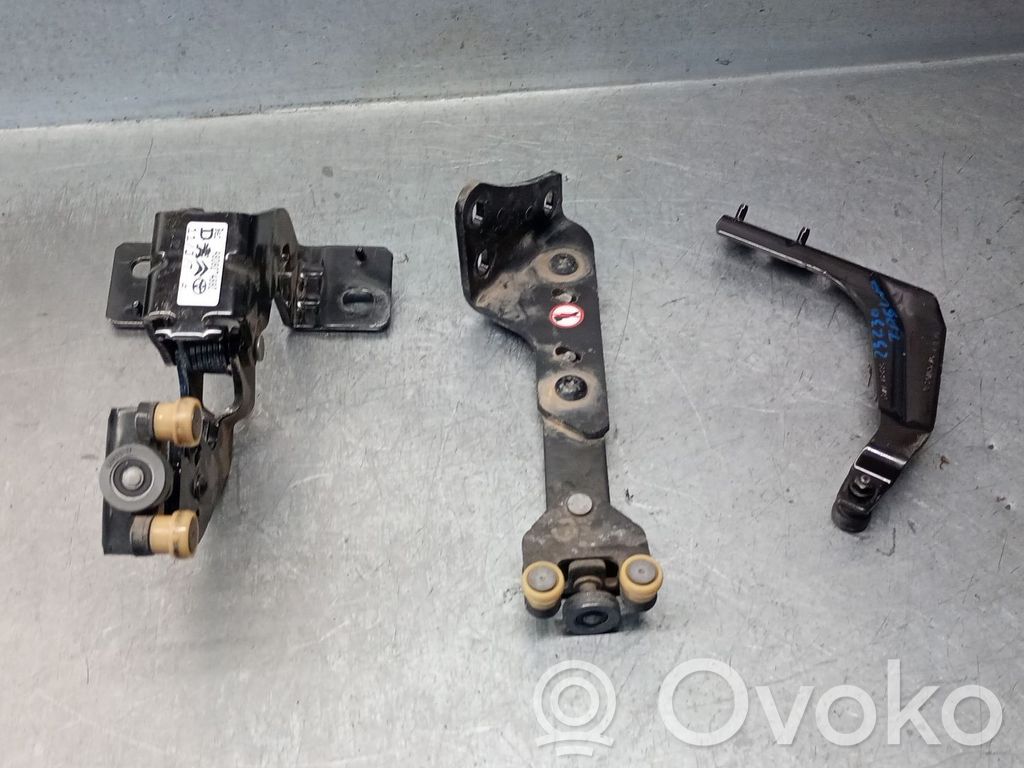 Citroen SpaceTourer XL Sliding door upper roller guide/hinge 