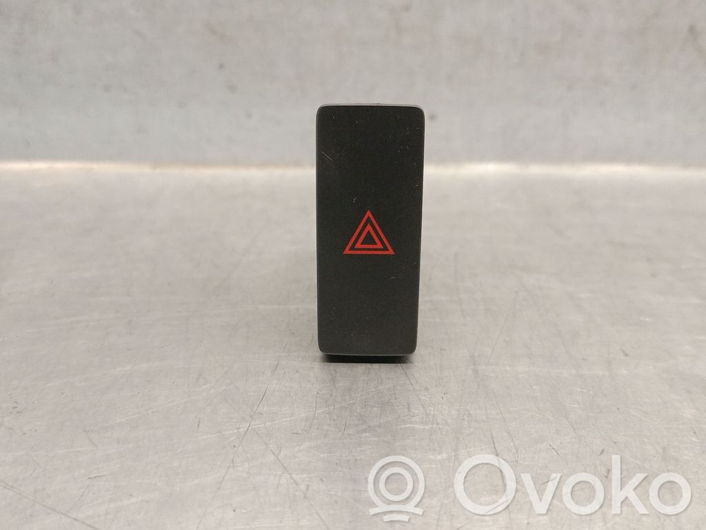 Mazda CX-5 II Hazard light switch 