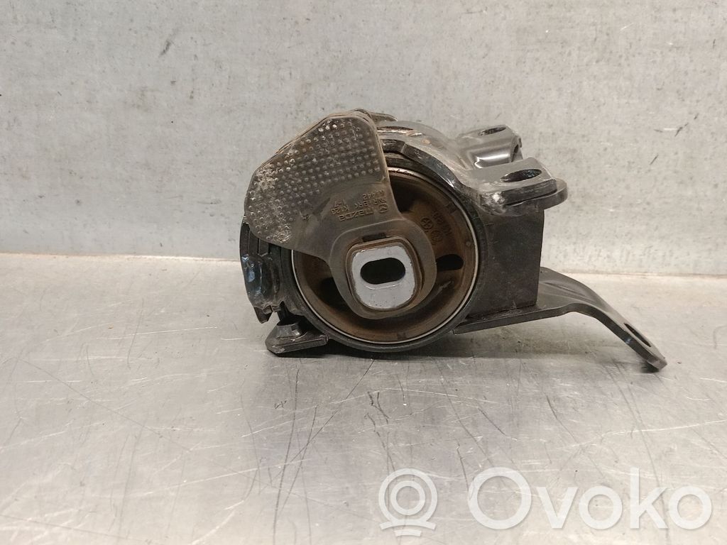 Mazda CX-5 II Engine mount bracket 