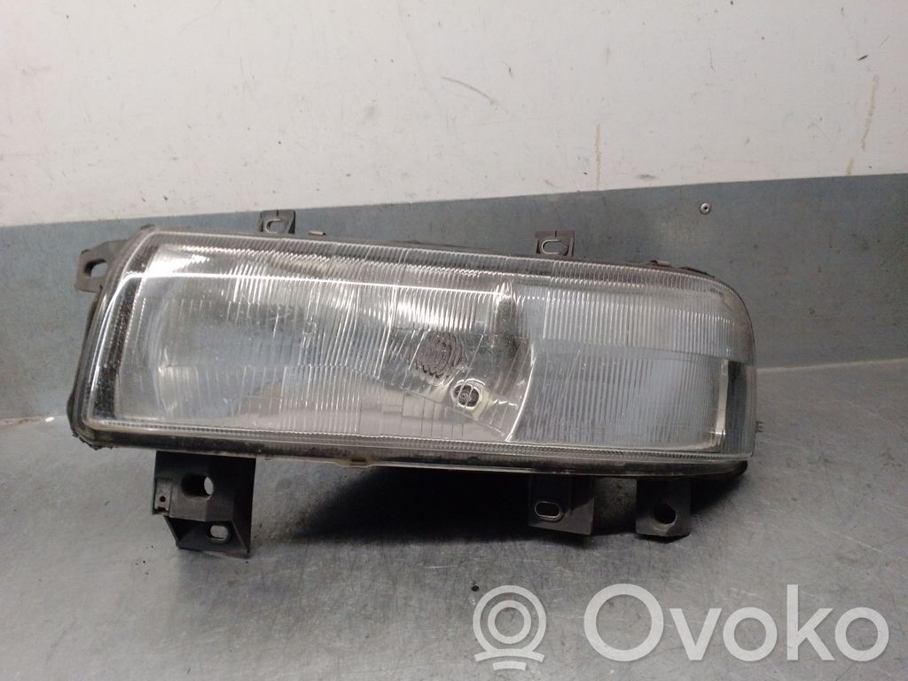 Renault Master II Headlight/headlamp 