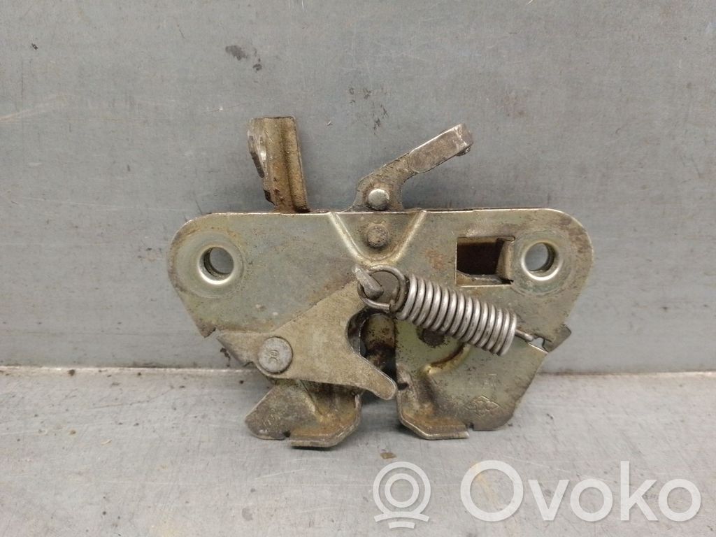 Renault Kangoo I Tie down hook / loop 
